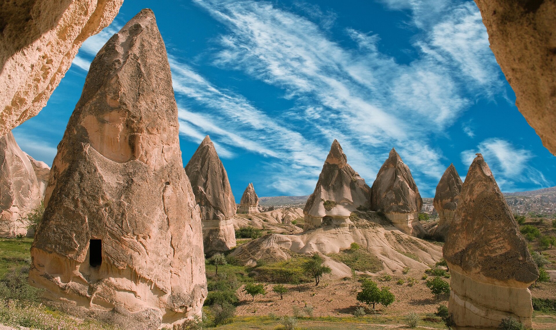 Cappadocia: il cuore fatato della Turchia da scoprire in mongolfiera