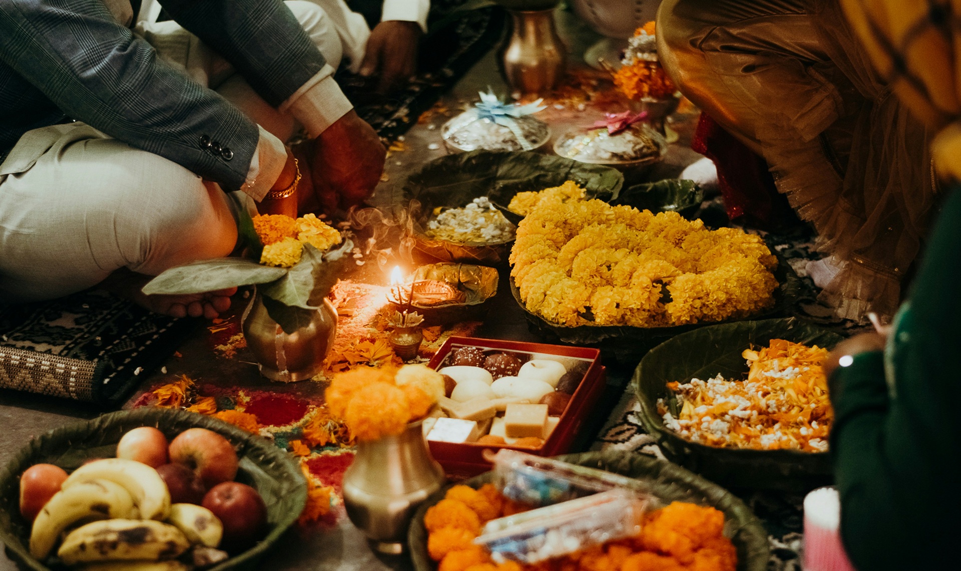 Festival Tihar, preparativi | #Nepal #viaggigiovani Festival Tihar, preparativi | Kabita Darlami on Unsplash | Viaggigiovani.it