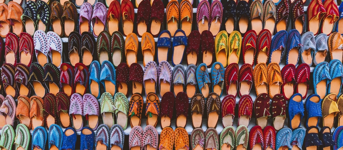 Scarpe al mercato di Tehran