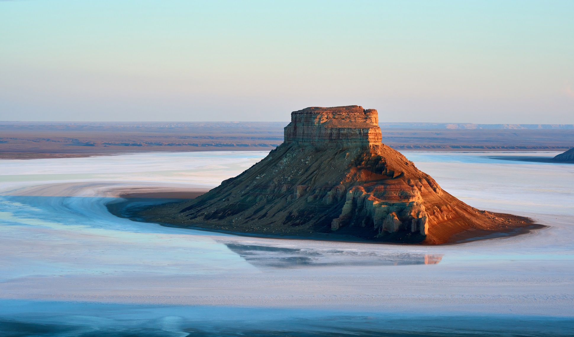 Karynjaryk Hollow, Mangystau | #Mangystau #Kazakistan #viaggigiovani Karynjaryk Hollow, Mangystau | Viaggigiovani.it