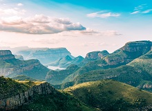 Il verdissimo Blyde River Canyon | Ashim D'Silva on Unsplash