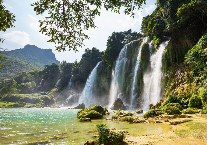 Ban Gioc Detian Falls
