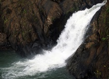 Cascate di Dudhsagar | #TourIndia #viaggigiovani Cascate di Dudhsagar