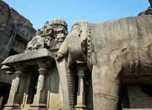 Elephanta Caves | #TourIndia #viaggigiovani Elephanta Caves