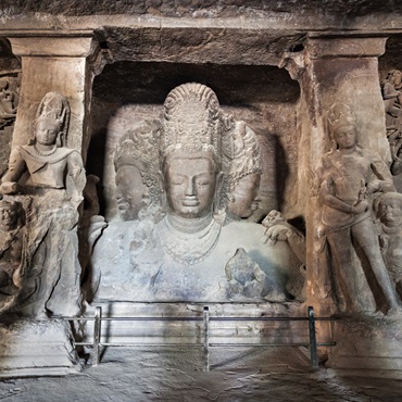 Elephanta Caves | #viaggigiovani #TourIndia Elephanta Caves | Top 3 India Mumbai e Goa