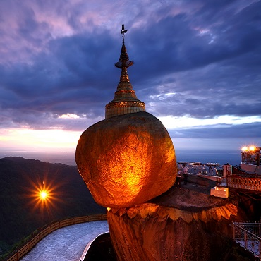 Golden Rock | Top 3 Myanmar