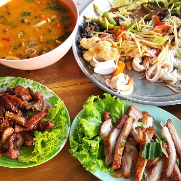 Lezione di cucina a Chiang Mai | Jerome Jome on Unsplash | Top 3 Thailandia