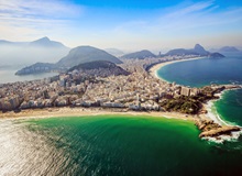 Copacabana, Rio de Janeiro | #viaggigiovani #Brasile Copacabana, Rio de Janeiro