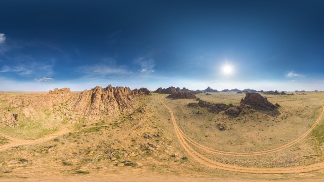 Baga Gazryn Chuluu | Tour Mongolia