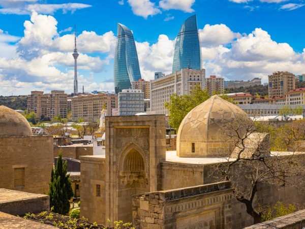 Esplorare Baku, l'abbagliante capitale dell'Azerbaigian