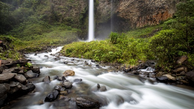 Cascata Manto de la Novia | Viaggio Ecuador e Galapagos
