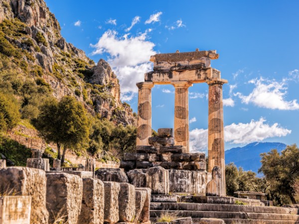 Delfi: uno spettacolare viaggio indietro nel tempo