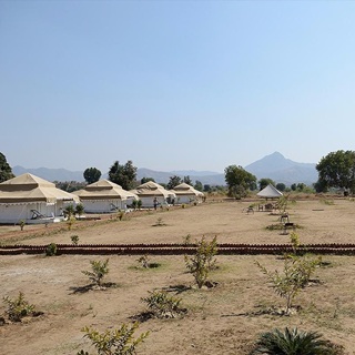 Jawai, l'esperienza del pernottamento in tenda fissa
