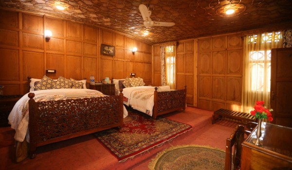 Houseboat Dal Lake camera | Tour India del Nord