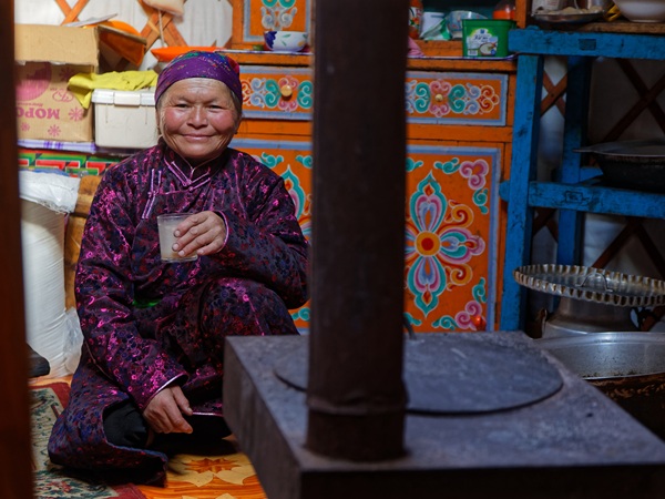Incontrare e interagire con le famiglie nomadi