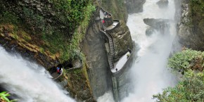 Banos Devil's Cauldron Waterfall | Viaggiare in Ecuador