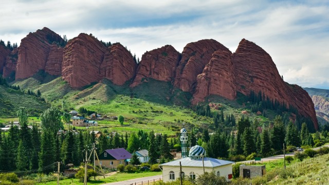 Jety Oguz | Kirghizistan Tour