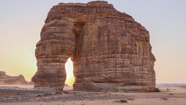Elephant Rock | Tour Arabia Saudita