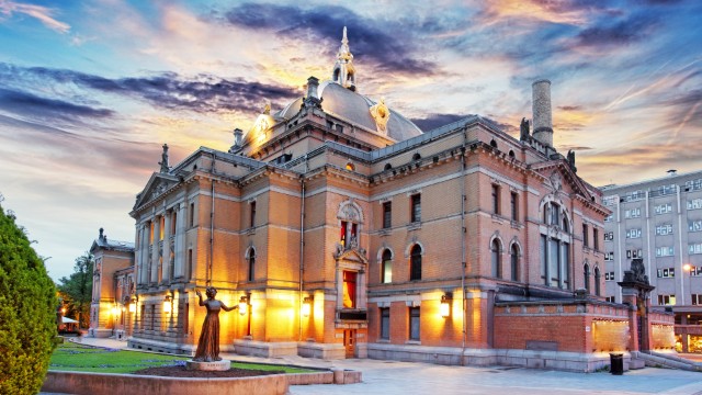 Oslo National Theather | Tour fiordi norvegesi