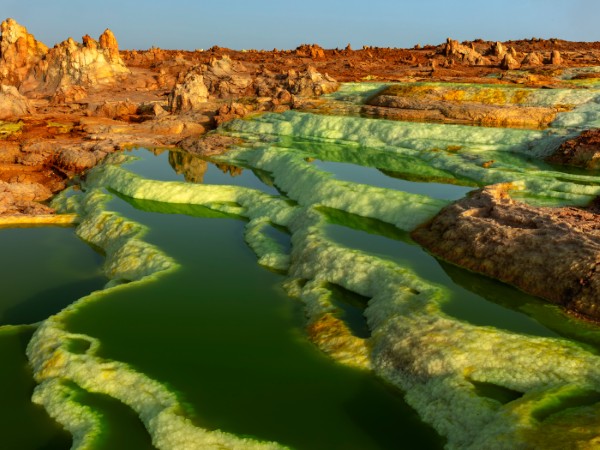 Perdersi tra i silenzi e i paesaggi lunari della Dancalia