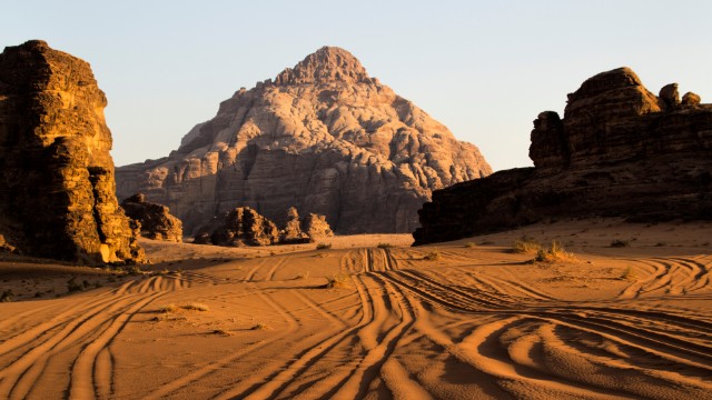 Tra le dune del Wadi Rum | Tour Giordania Deserto