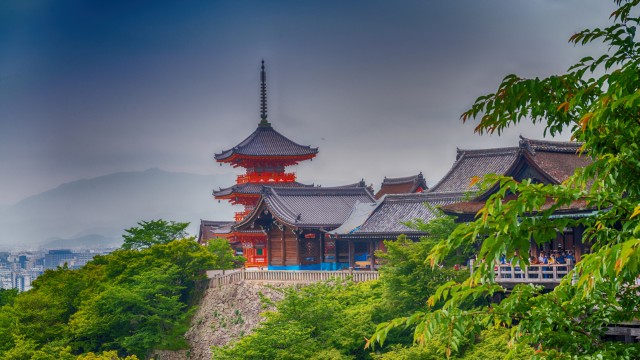 Kyoto, Kiyomizu Dera Temple | Cross Tale Works Japan Tour