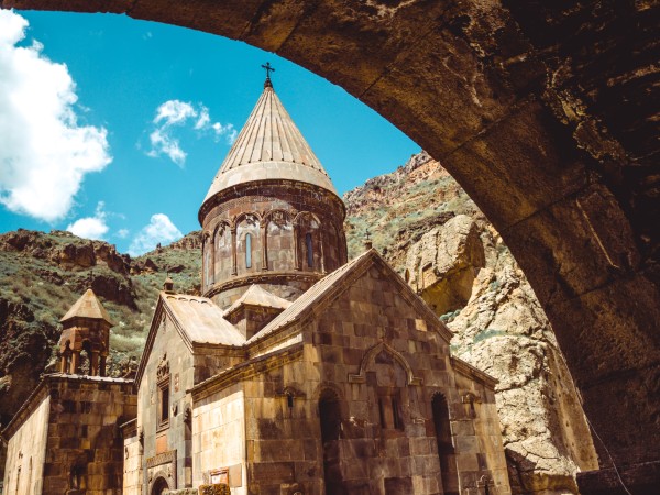 Scoprire il monastero di Geghard in Armenia, scavato nelle rocce