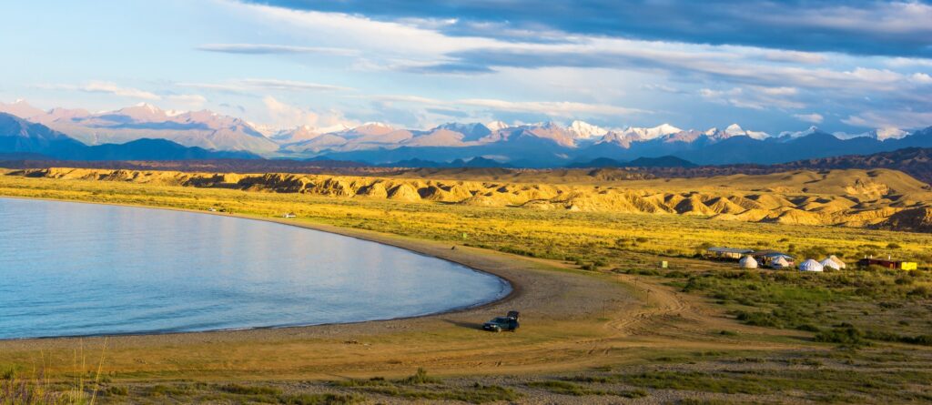 Tour Kirghizistan Essential | Tour Kirghizistan