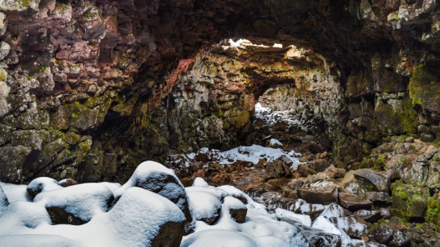 Tunnel di lava Raufarhólshellir | Aurora Boreale Islanda