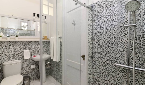 Casa particular bagno | Tour in Cuba