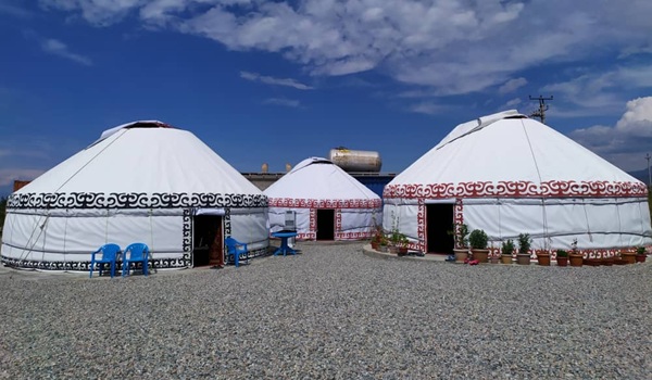 Tamga, Yurta Esterni | Tour in Kirghizistan