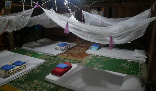 Homestay camera | Vietnam Tour