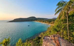 Spiaggia selvaggia di Koh Rong | Viaggiare in Cambogia
