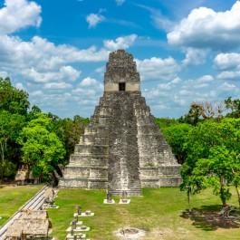 Piramide di Tikal | Viaggiare in Guatemala